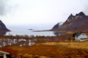 Grunnfarnesbotn-Fjord. Webcams Troms