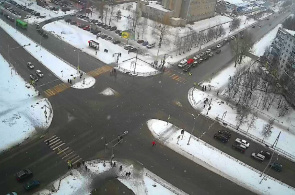 Webkamera mit Blick auf die Kreuzung der Chapaev-Mira Straßen