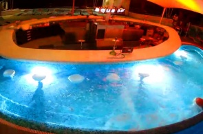 Jacuzzi-Pool am Wasserpark. Webcams NEMO Hotel Resort & SPA Odessa Online