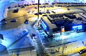 Parken am Einkaufszentrum City. Webcams Sewerodwinsk