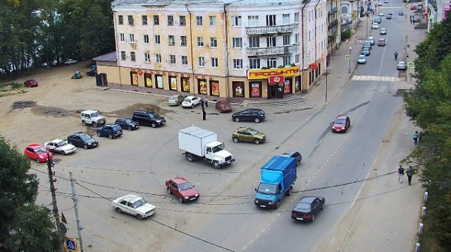 Kreuzung des Platzes Lenin und Dzerzhinskongo. Bologoy Webcams online