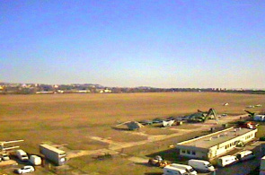 Flugplatz für Kleinflugzeuge. Budapester Webcams online
