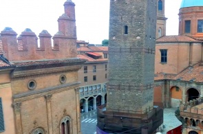 Turm von Asinelli und Turm von Garisenda. Bologna-Webcams