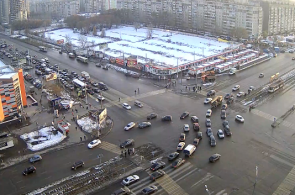 Kreuzung von Chicherin - Victory Avenue. Tscheljabinsk Webcam online