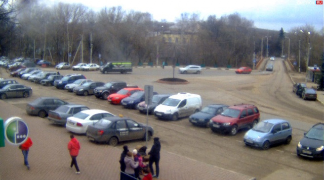General Kusnezow-Platz. Yakhroma Webcam online