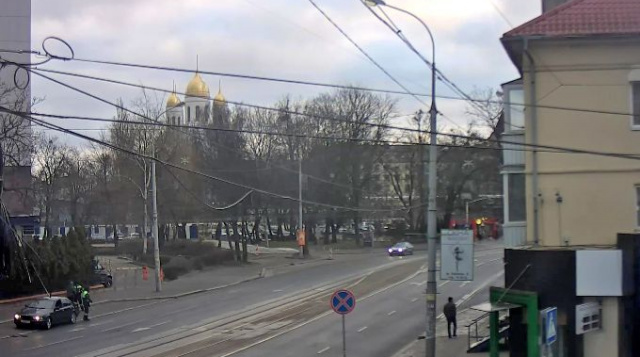 Kreuzung der Straßen Sovetsky Prospekt und Tschaikowsky. Webcams Kaliningrad online