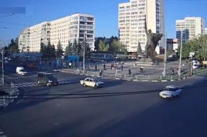 Webcam auf der Straße am 23. August. Kharkov in Echtzeit