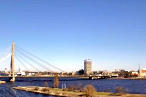 Vantage Bridge über die Daugava River Webcam online