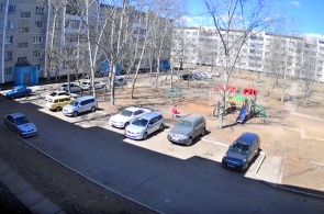 Hof des Hauses 437. Webcams von Krasnokamensk