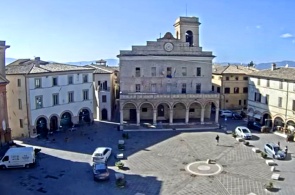 Blick auf den Stadtplatz und das Rathaus. Webcams Perugia