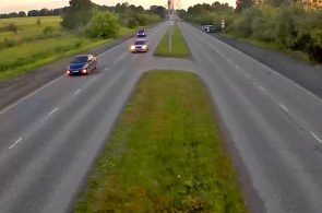 Ilyinskoe-Autobahn (in die Mitte). Webcams Nowokusnezk