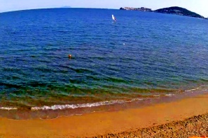 Der Strand von Vinicio mit der Bucht von Gaeta im Hintergrund. Webcam Gaeta