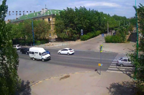 Kreuzung der Lenin Avenue und der Komsomolskaya Street. Webcams Volzhsky