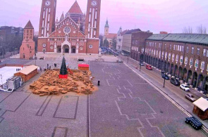 Domplatz. Szeged Webcams online