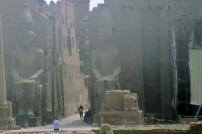 Panorama-Webcam online mit Blick auf den Eingang zum Tempel von Luxor