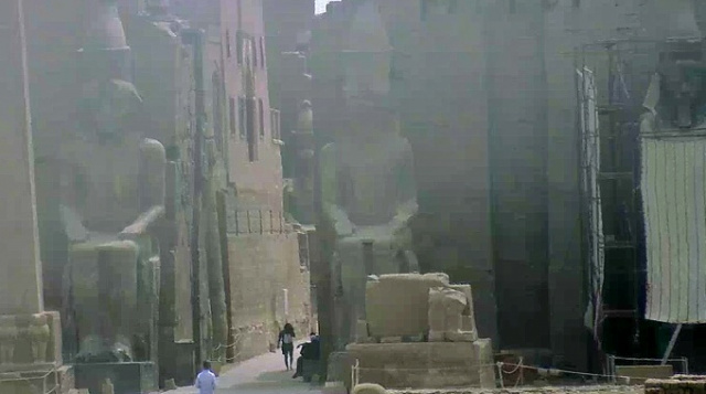 Panorama-Webcam online mit Blick auf den Eingang zum Tempel von Luxor