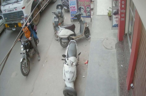 Straße in der Gegend von Dzheneykperi. New Delhi Webcams online