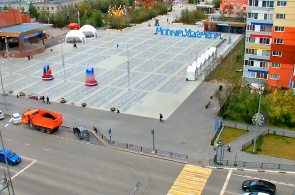 Zentraler Platz. Webcams Nowy Urengoi