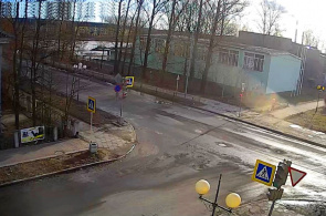 Kreuzung von Komsomolskaja und Gorki Straßen. Kondopogi Webkameras online